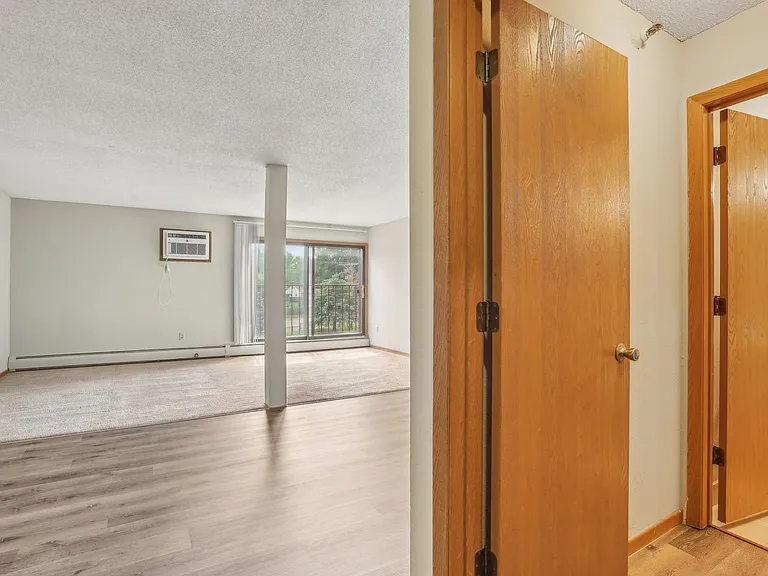 Century Ridge — Photo 19