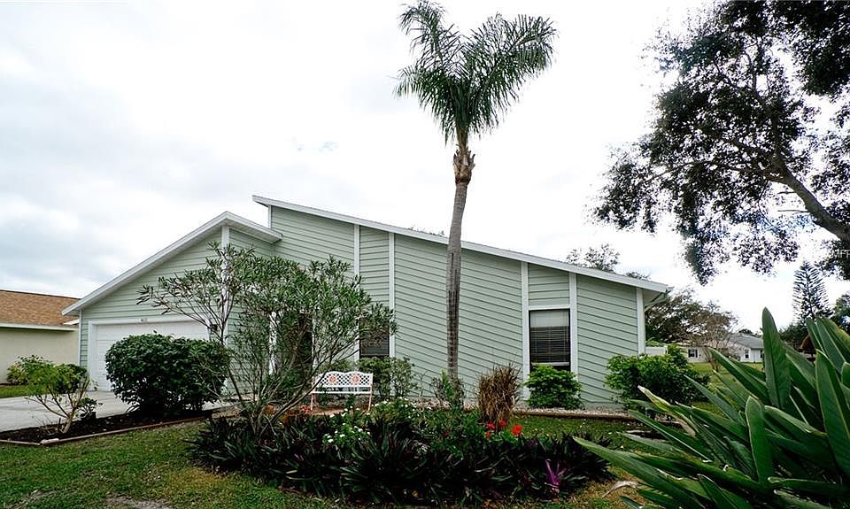 1st image of 4611 34th Avenue Dr W