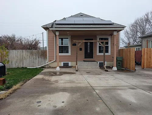 611 Ward St Photo 1