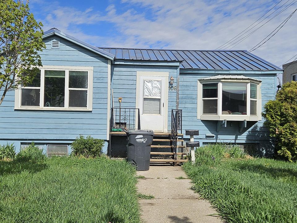 1st image of 106 7th Ave NW