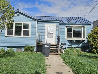 106 7th Ave NW, Mandan, ND, 58554