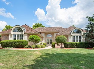 17 Ruffled Feathers Dr, Lemont, IL 60439