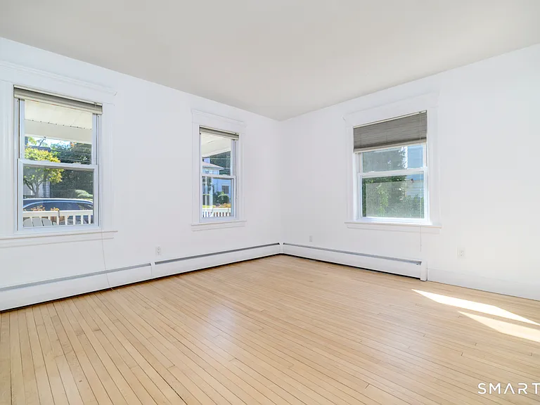231 Flax Hill Rd #1 — Photo 17