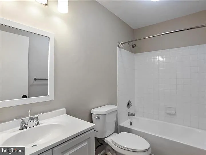 11312 King George Dr #4 — Photo 17