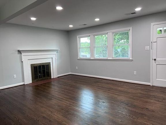 2nd image of 307 High St