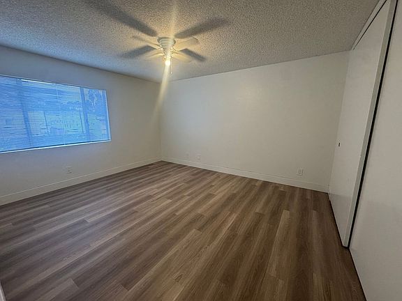 4th image of 646 W 22nd St