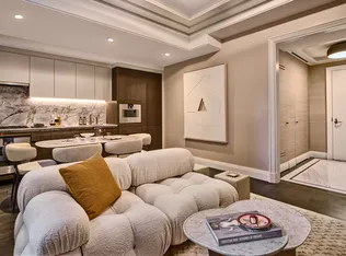 301 Park Avenue 2807 image 1 of 26