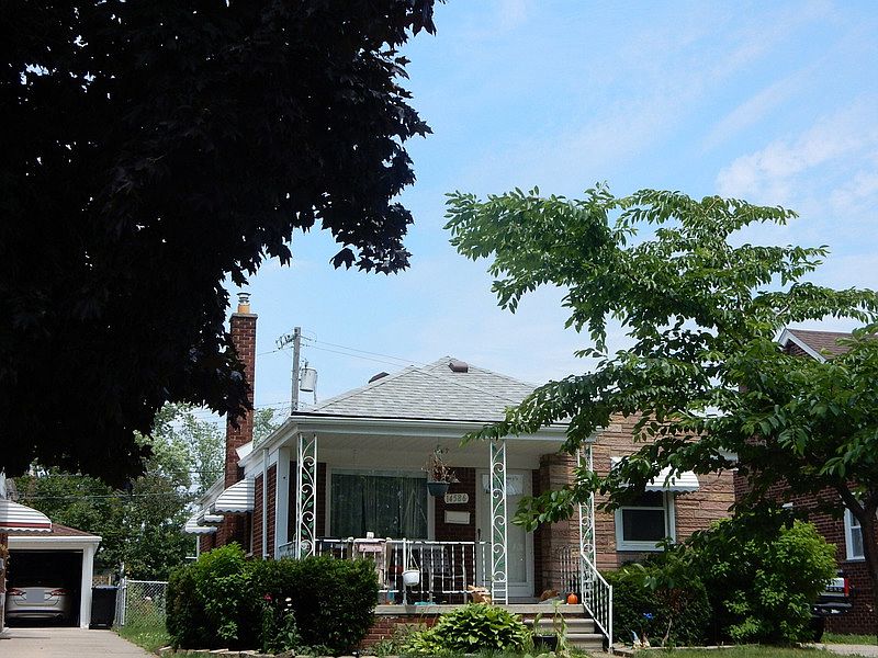 1st image of 14586 Thomas Ave