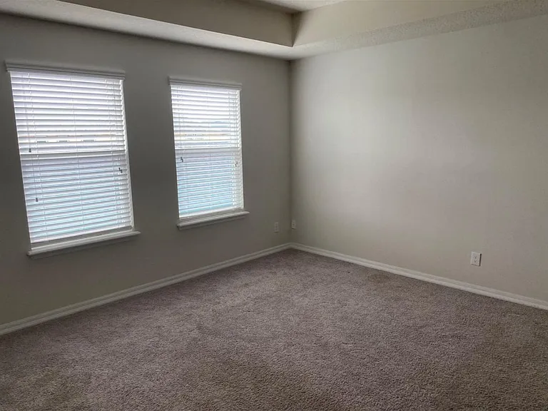 8410 Iron Mountain Trl — Photo 15
