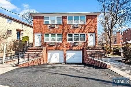 1st image of 229 Washington Ave #2-2292