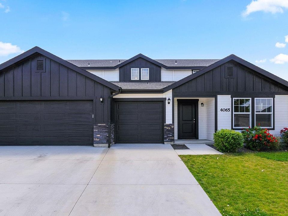 1st image of 4065 E Eagle Ridge Dr