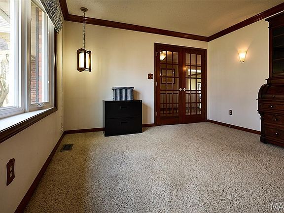 3rd image of 2925 Westborough Dr
