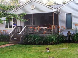 30 Fallon Dr, Pasadena, MD 21122