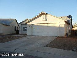 3rd image of 8939 N Bottlebush Ln