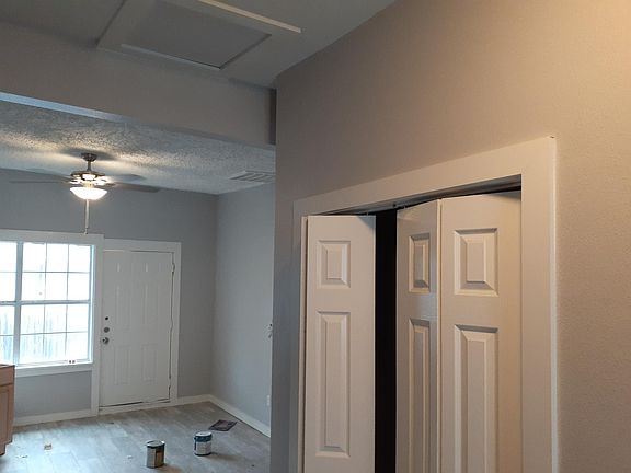 3rd image of 1509 W Page Ave #B