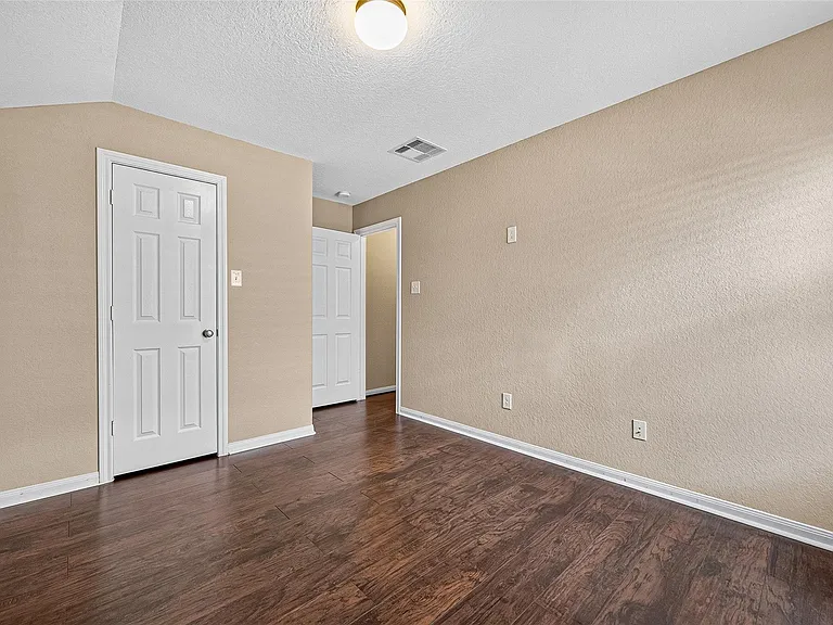 26738 Henson Falls Dr — Photo 44