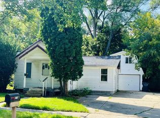 1709 Adelaide St, Midland, MI 48640