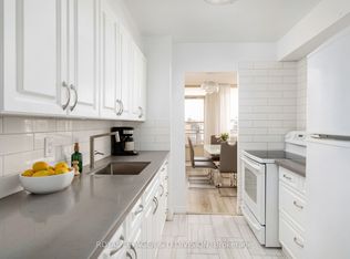 Briar Hill Towers, Toronto, ON M6B 4B5