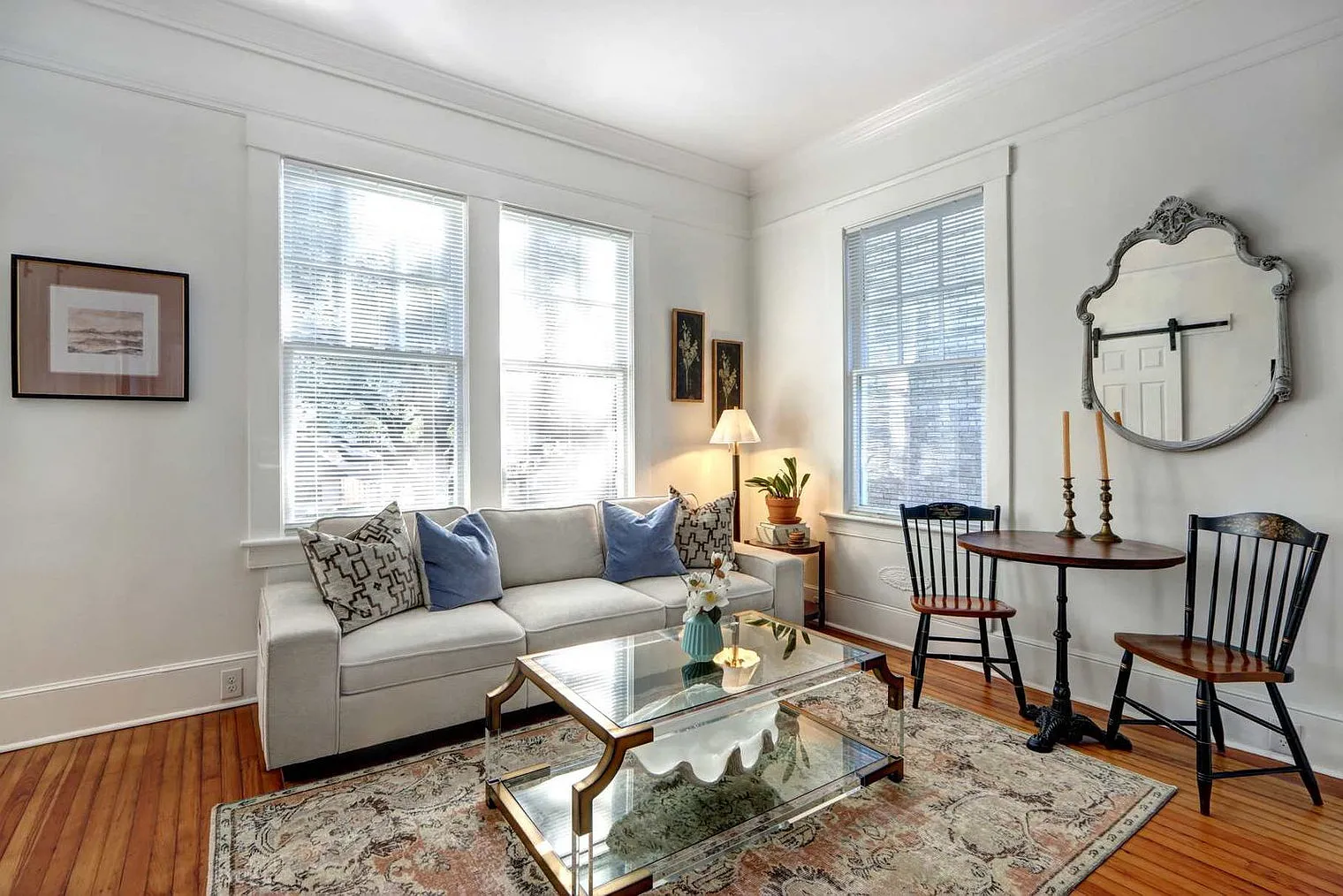 2 bed, 1.0 bath, $2,533 — Photo 1