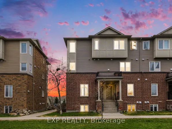2563 Longfields Dr, Ottawa, ON K2J 2L7