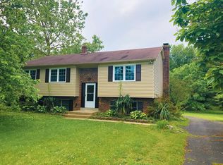 402 Hickory Dr, Bear, DE 19701