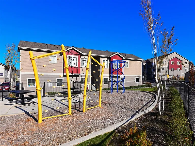 The Arbors at Edgewood — Photo 35