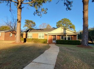 1900 Forest Glen Dr, Albany, GA 31707