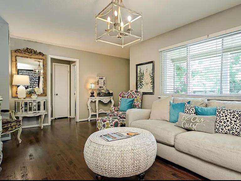 1206 N Vista Pl — Photo 10