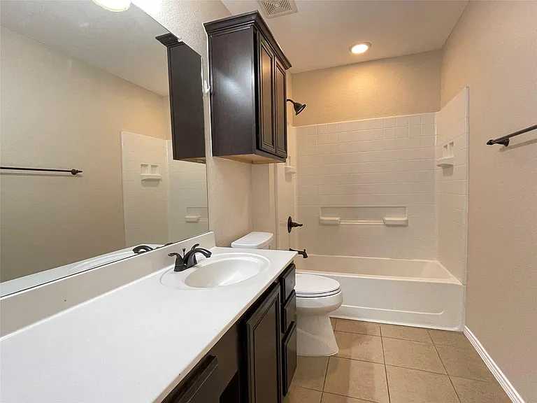 5921 Snow Creek Dr — Photo 10