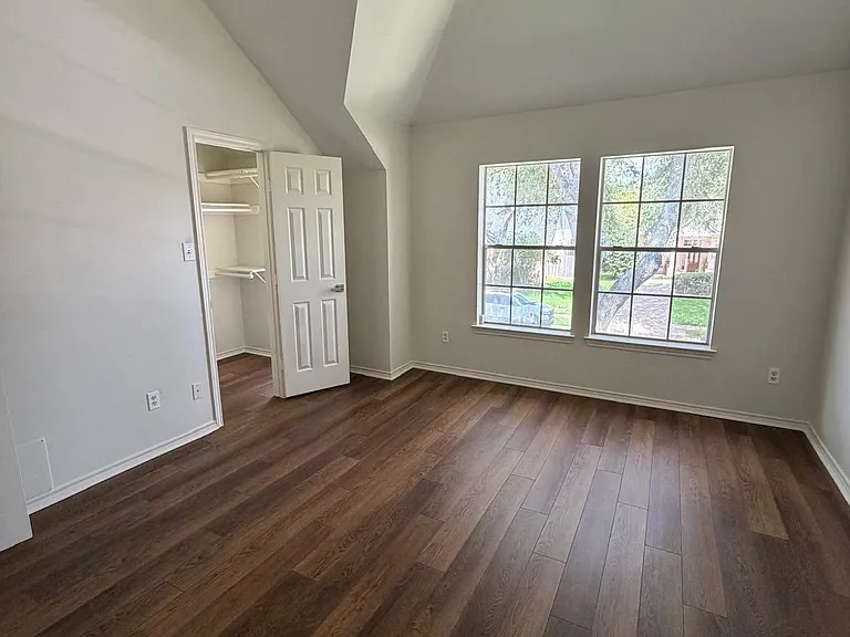 2107 Hill Canyon Ct — Photo 15