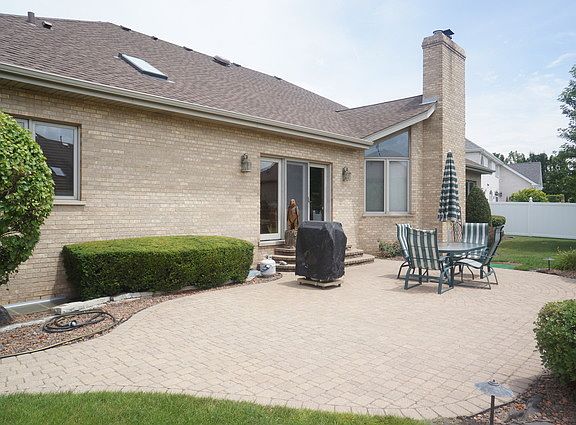 4th image of 7825 Joliet Dr S