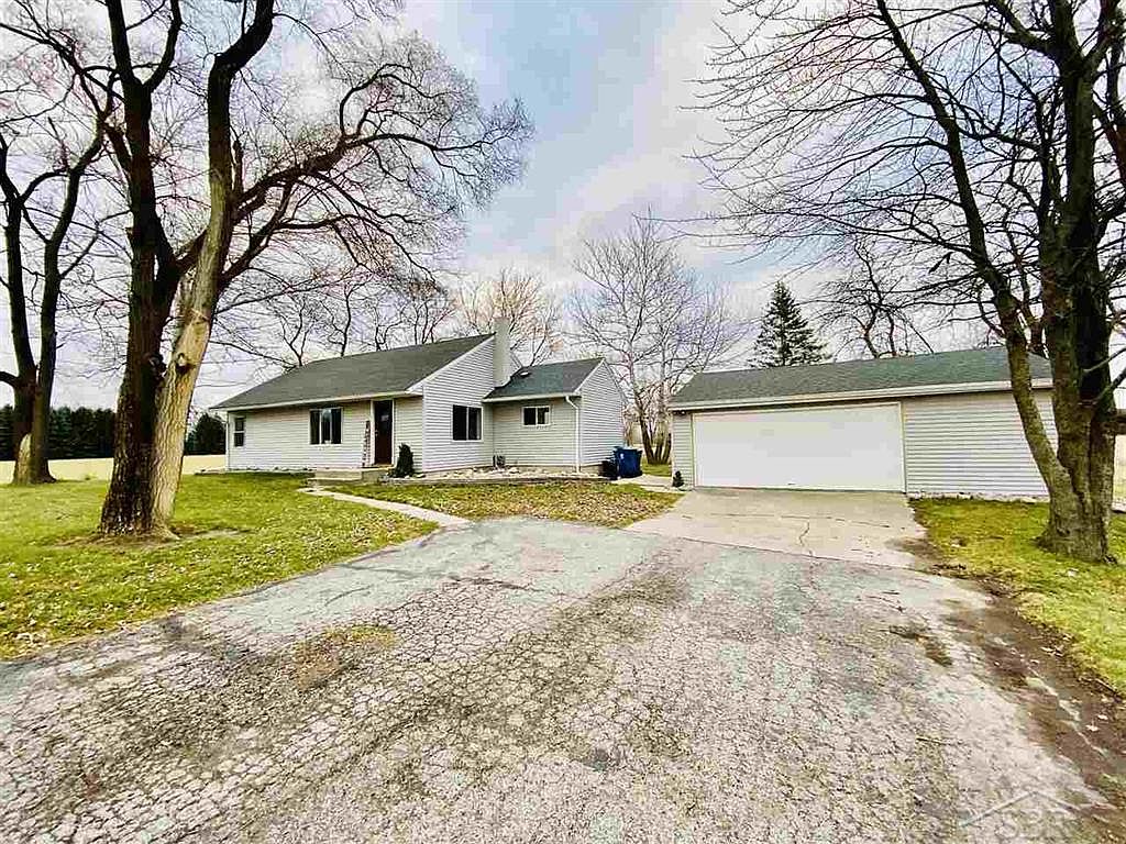 3143 S Poseyville Rd, Midland, MI 48640 Zillow