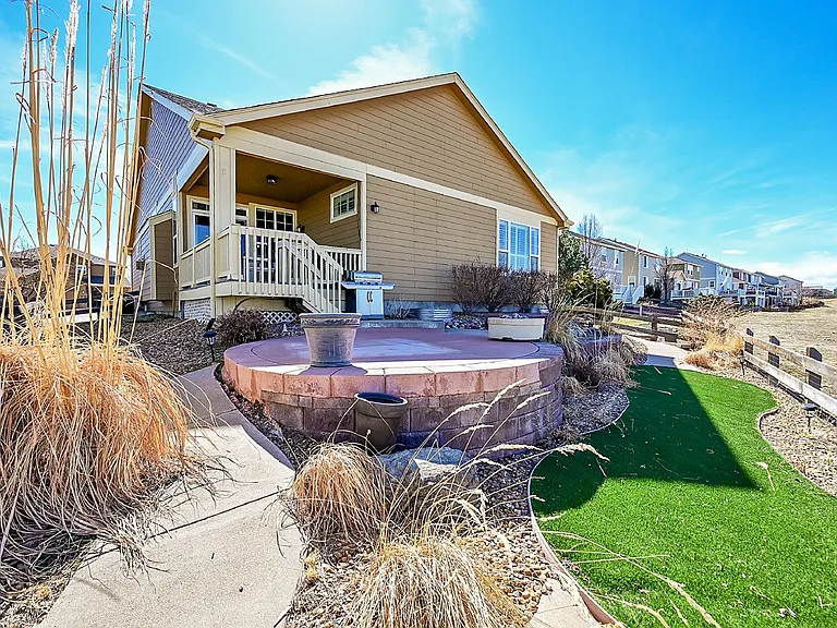 11637 Blackmoor St — Photo 3