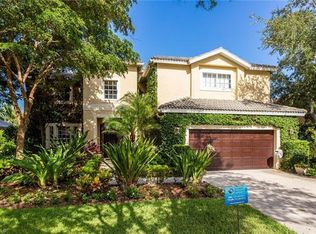 14523 Jekyll Island Ct, Naples, FL 34119