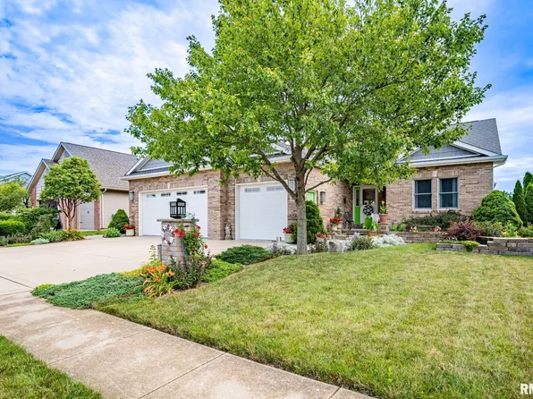 801 Anne St, Washington, IL 61571