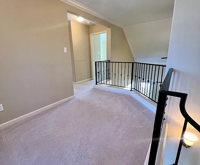 771 Six Oaks Ln — Photo 25