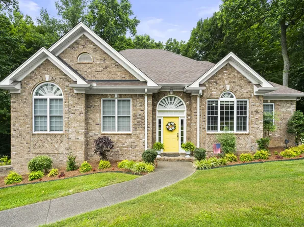 218 Yearling Trce, Pleasant View, TN 37146