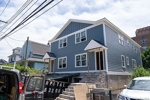 31 Maple Ave Photo 1