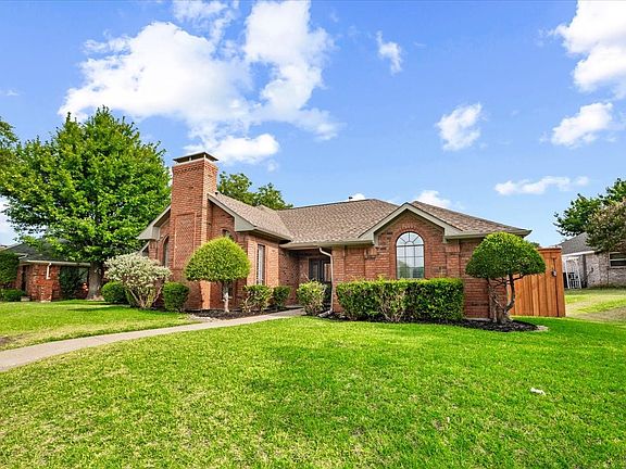 2nd image of 2669 Daffodil Dr