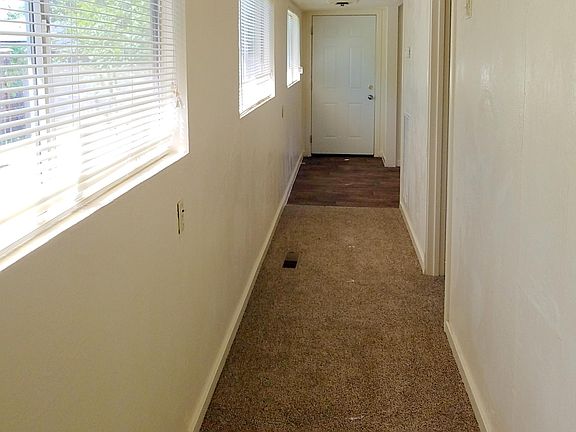2nd image of 136 Clover St #B