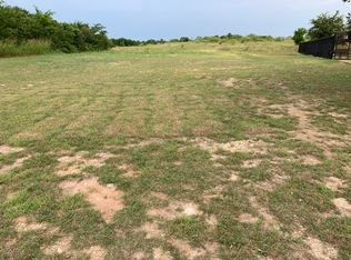 8204 Indian Hills Ct, Benbrook, TX 76126