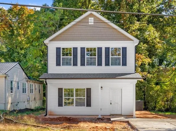 1713 W Rotary Dr, High Point, NC 27262