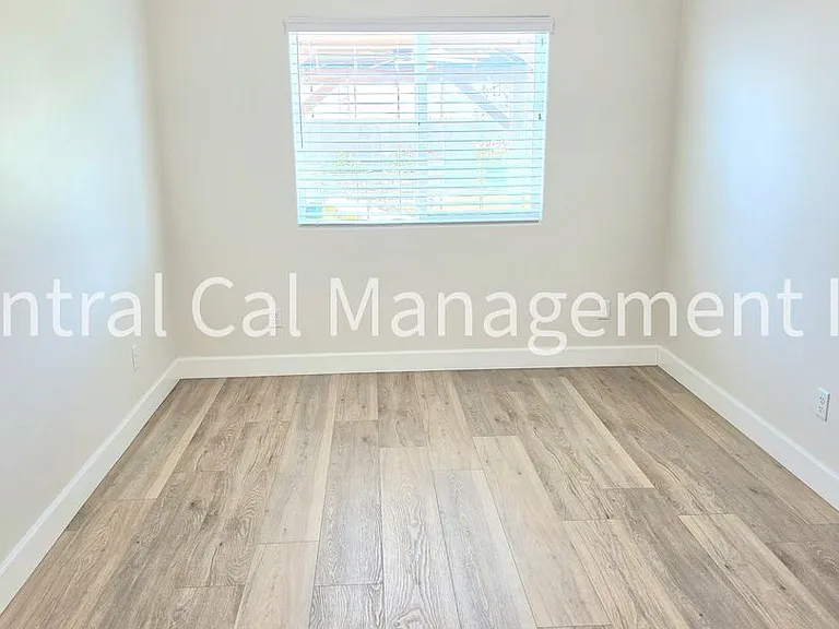 9029 Almond Creek Dr — Photo 20