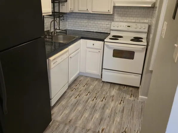 3708 Stefano St #3710, Metairie, LA 70002