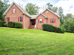 2116 Flint Hill Rd, Powhatan, VA 23139