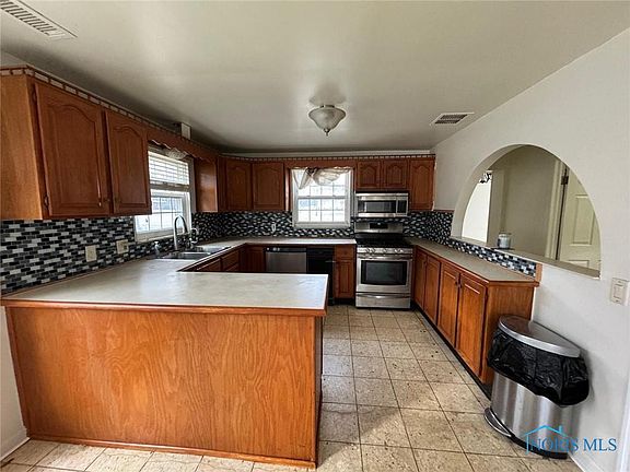 4th image of 4234 Talwood Ln