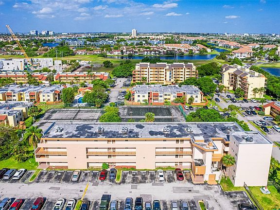 4th image of 8887 Fontainebleau Blvd APT 205