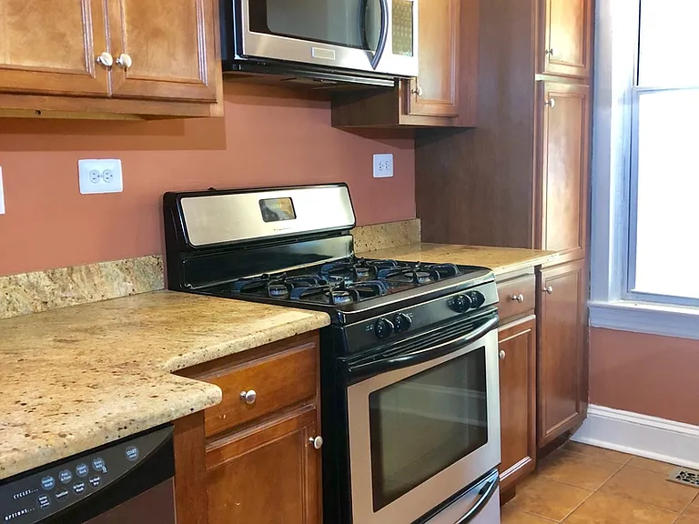 3658 Keswick Rd — Photo 10