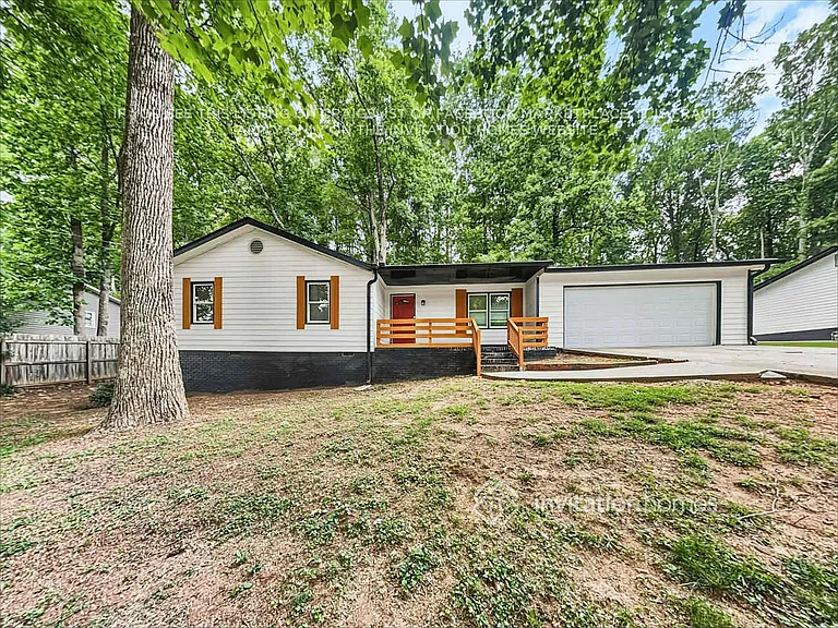 4091 Wrexham Dr — Photo 3