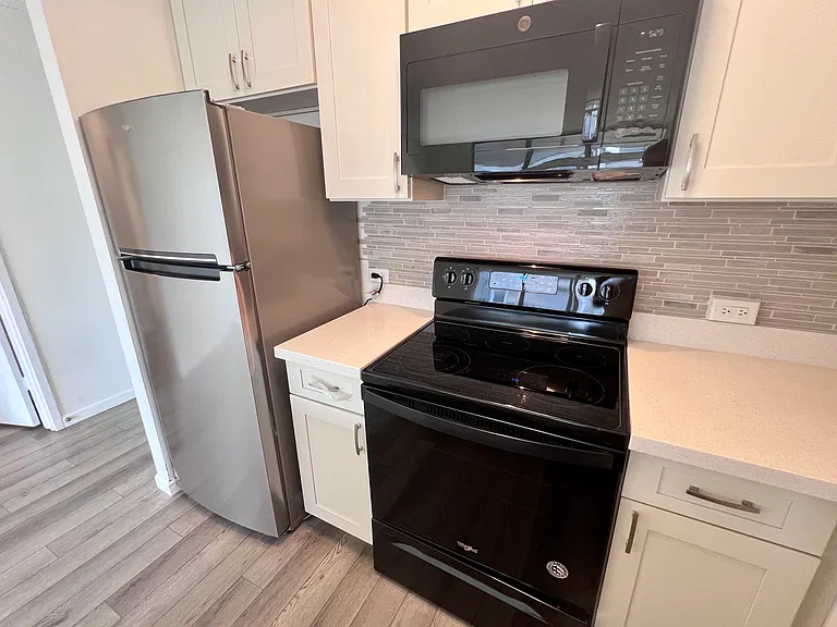 1914 University Ave #303 — Photo 9
